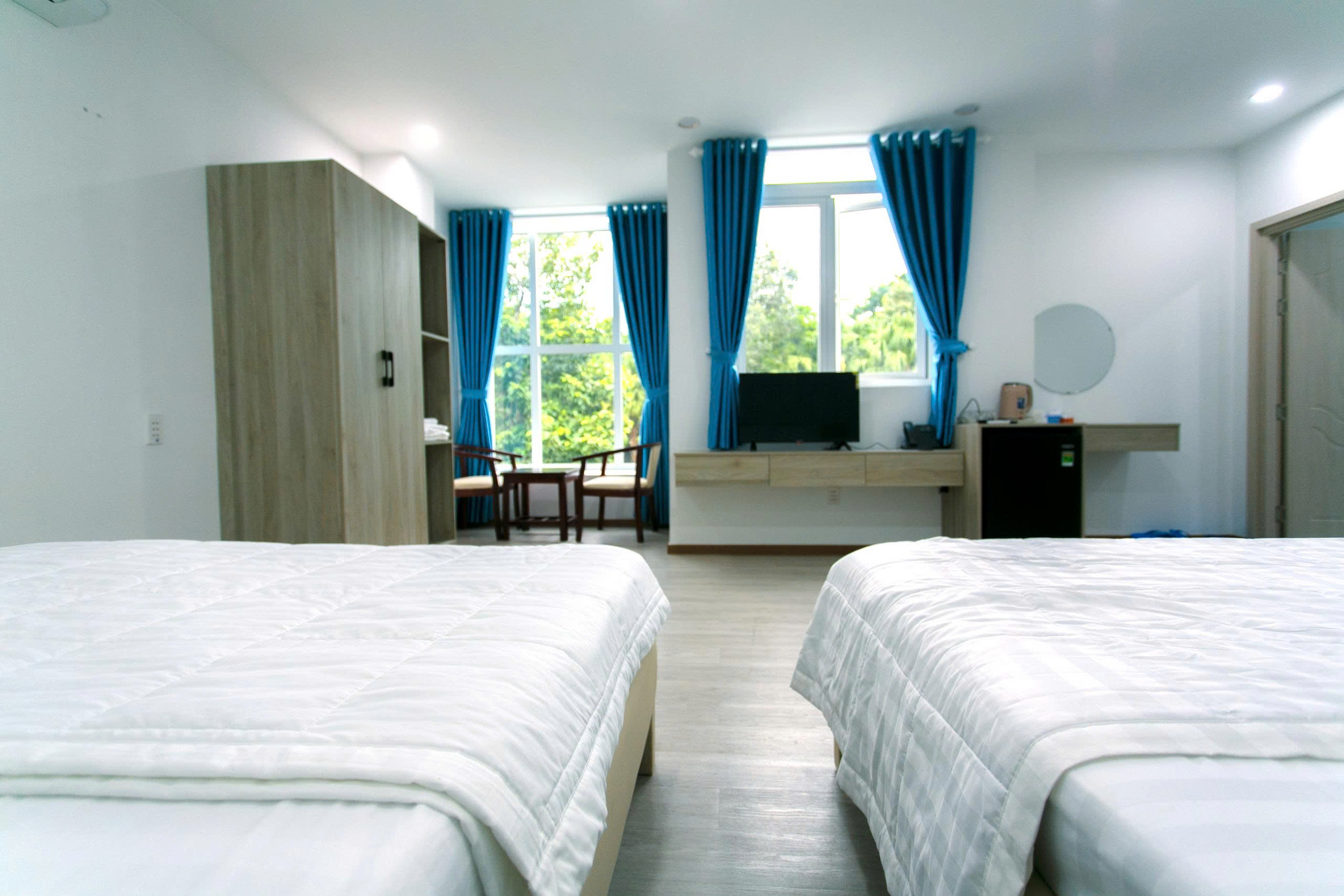 KHÁCH SẠN THƯƠNG VILLA 